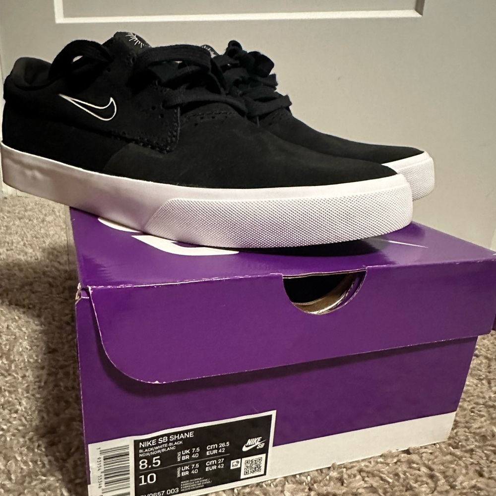Selling for my husband, they do not fit. New with box included.